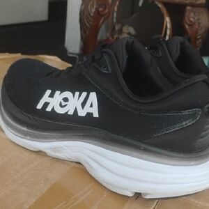 HOKA One One Bondi 8